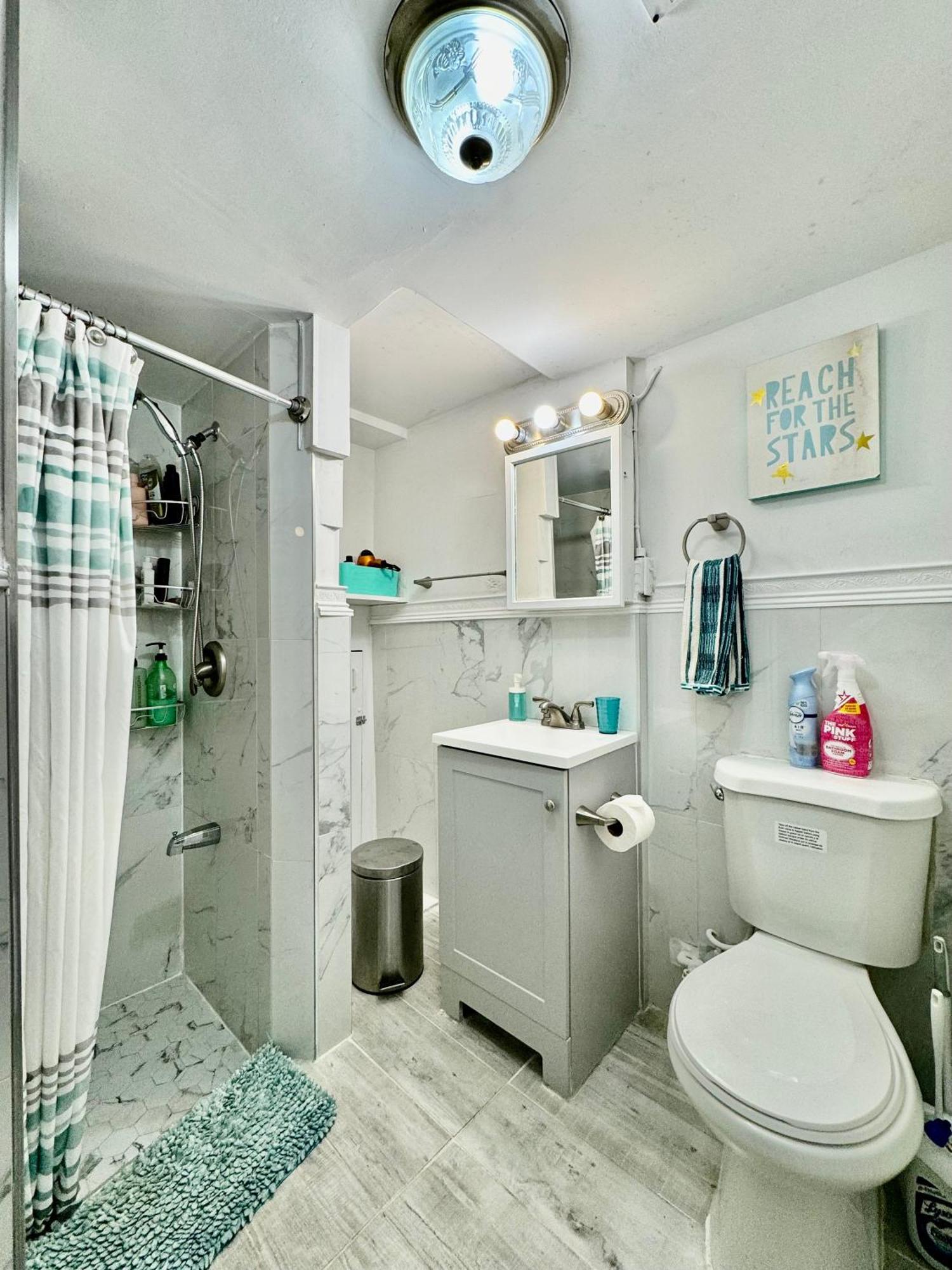 Private Room Tiny With Shared Bathroom Near Seatac Airport And Downtown Seattle Exteriér fotografie